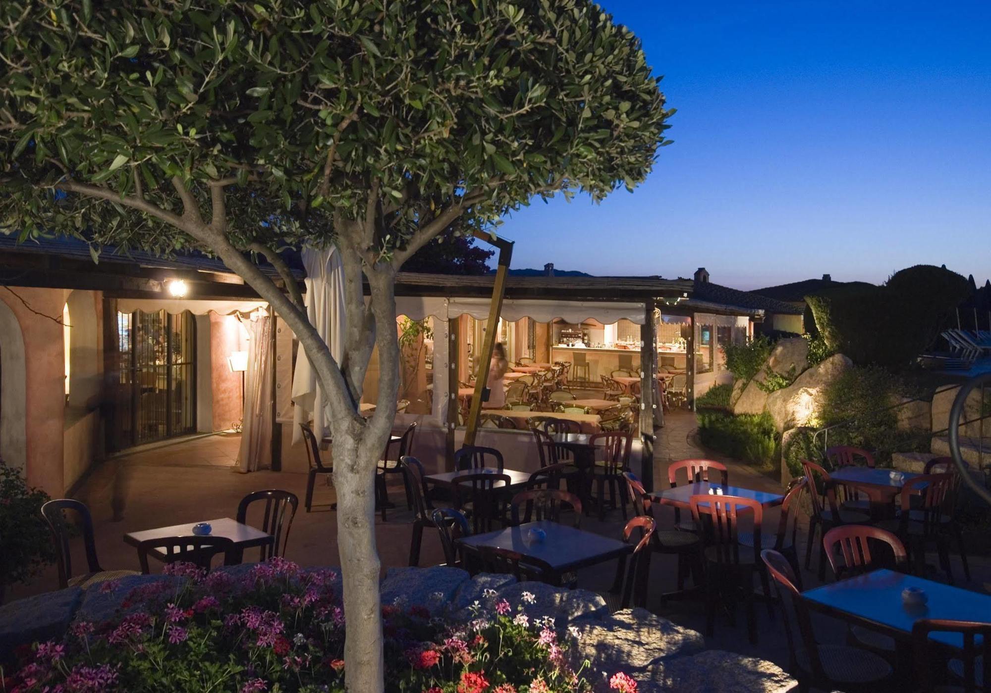 Colonna Resort Country & Sporting Club Πόρτο Τσέρβο Εστιατόριο φωτογραφία
